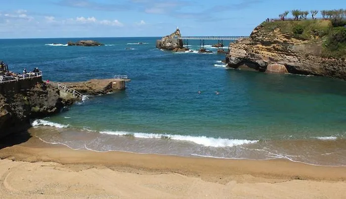 T3 Centre Proche Plage Avec Parking Privatif